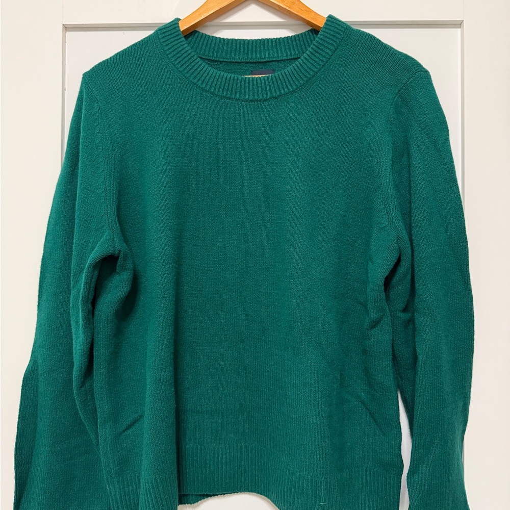 GAP Green Sweater